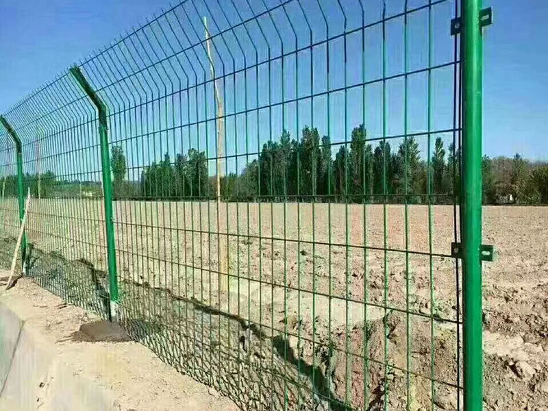 安平對護欄網(wǎng)需求量大嗎?