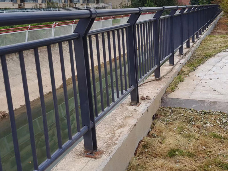 橋梁護欄