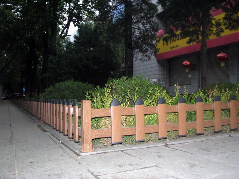 草坪護欄的材質(zhì) 草坪護欄的材質(zhì)