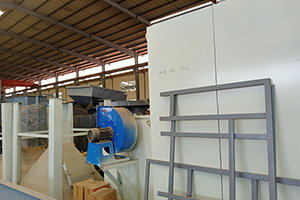 印度尼西亞石膏粉生產線制作完畢，驗收合格，收到客戶發(fā)貨通知我們就可以定柜發(fā)貨了。